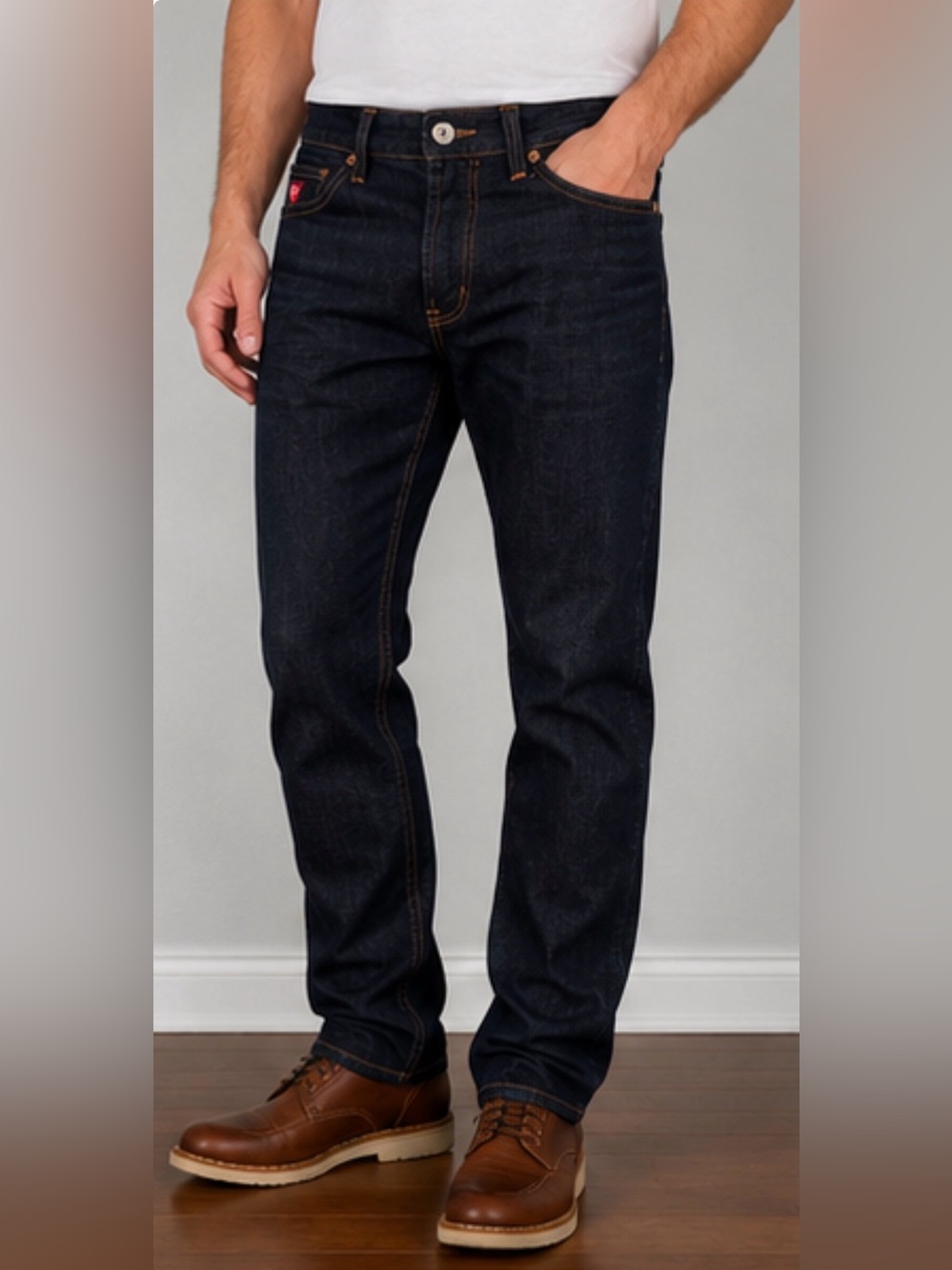 Guess Men's Dark Indigo Straight Jeans size 32